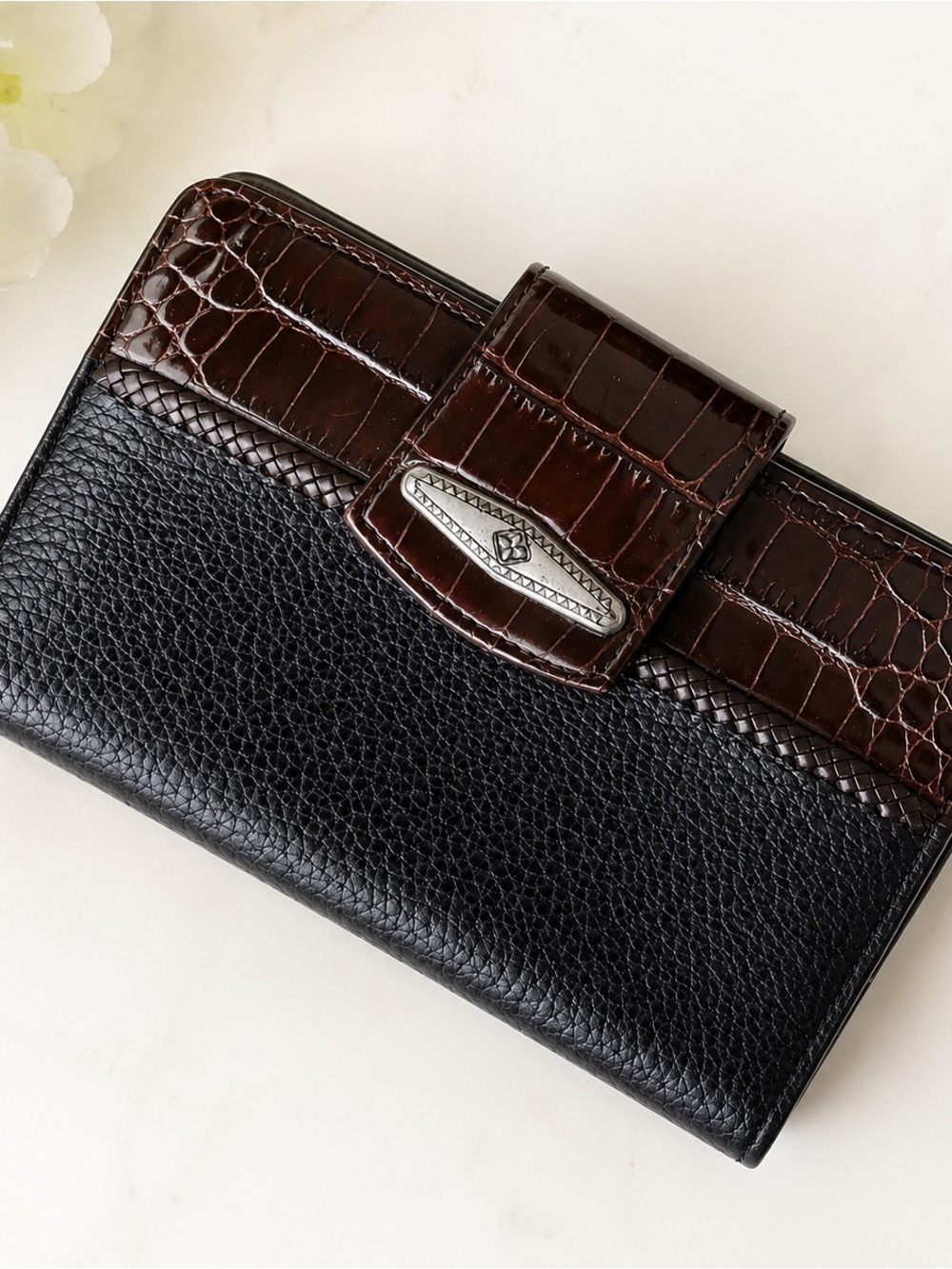 Brighton Vintage Croc Embossed Leather Wallet Equestrian Brown Black